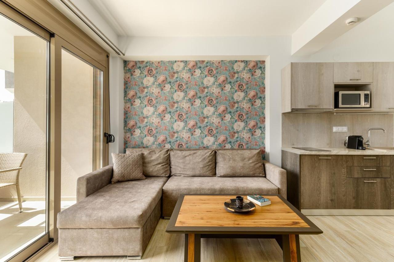 Aria Garden Suites Никити Экстерьер фото